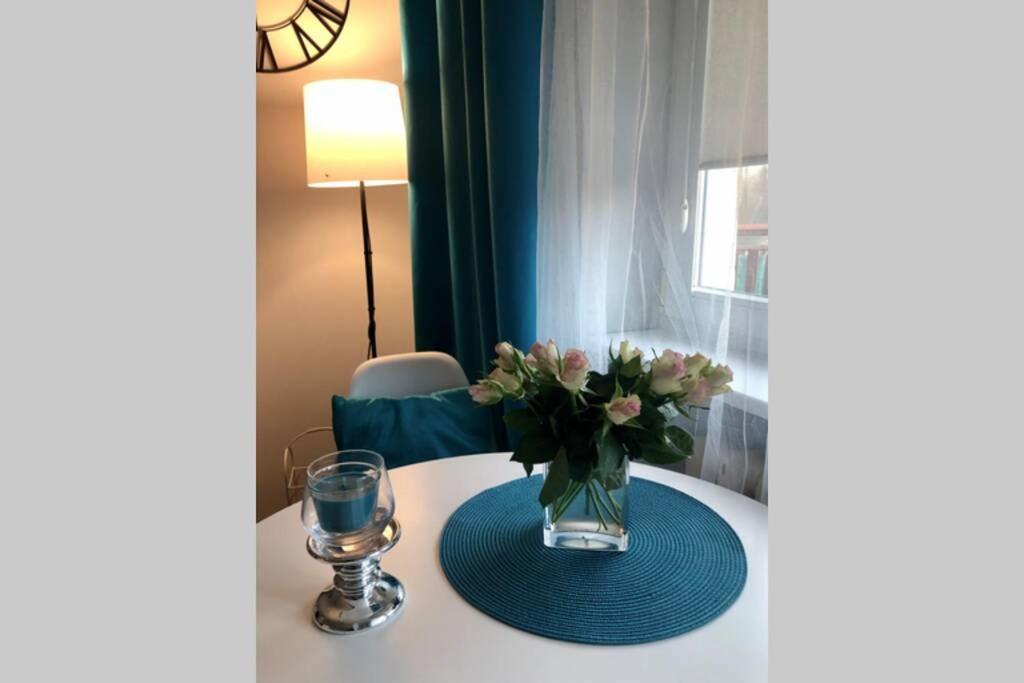Sunny Studio Apartment กดัญสก์ ภายนอก รูปภาพ